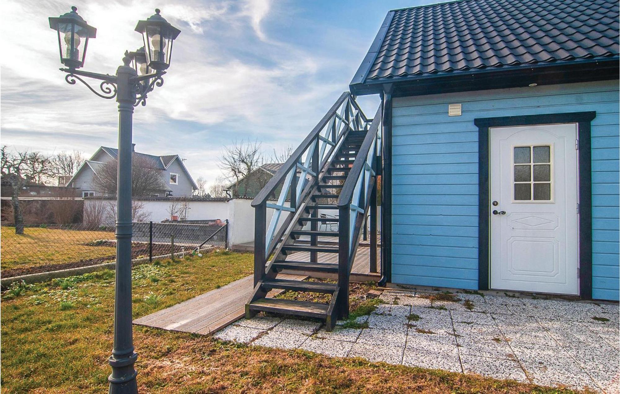 Cozy Apartment In Klintehamn With Wifi エクステリア 写真
